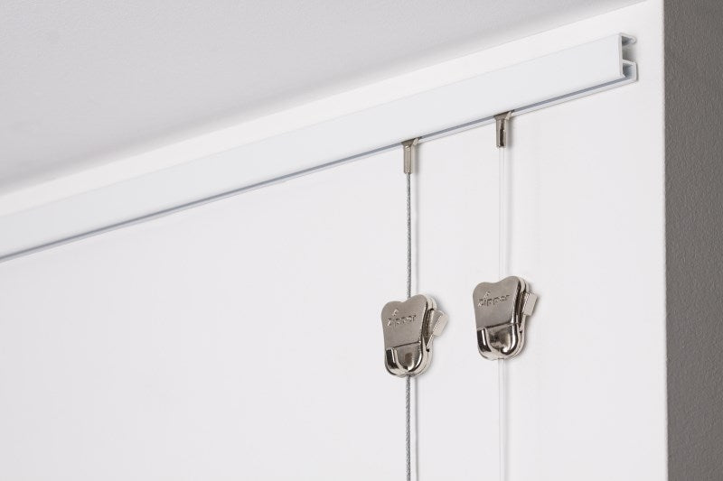 STAS minirailは、最大荷重25kg/mで、白とアルミ色あり。