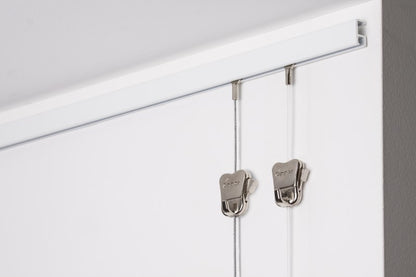 STAS minirailは、最大荷重25kg/mで、白とアルミ色あり。